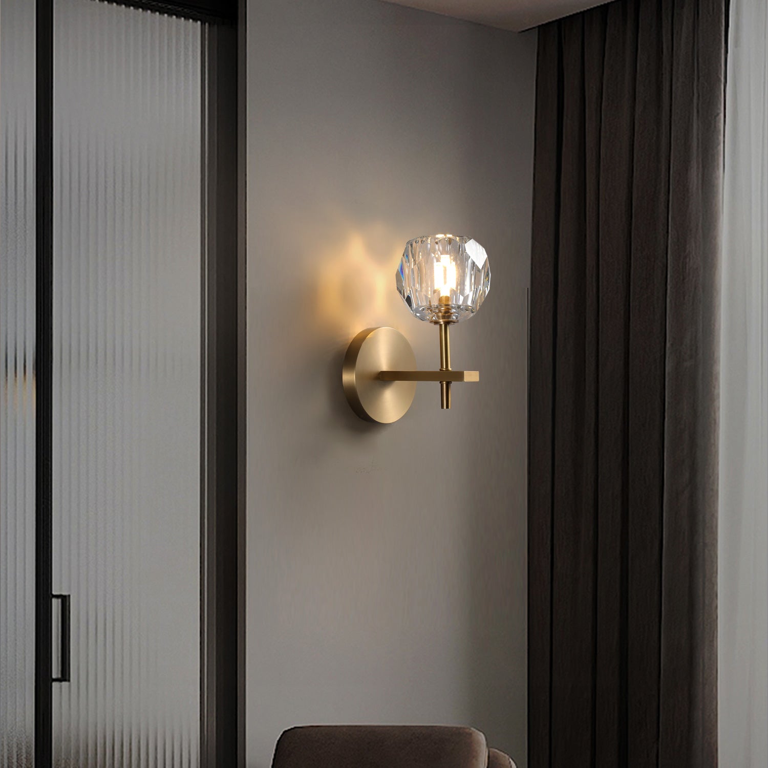 Kristal Clear Glass Short Wall Sconce - thebelacan