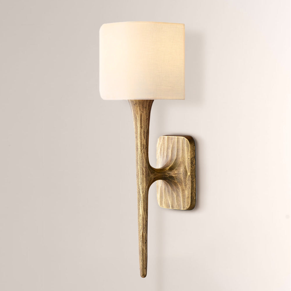 Thadeus Shaded Wall Sconce - thebelacan