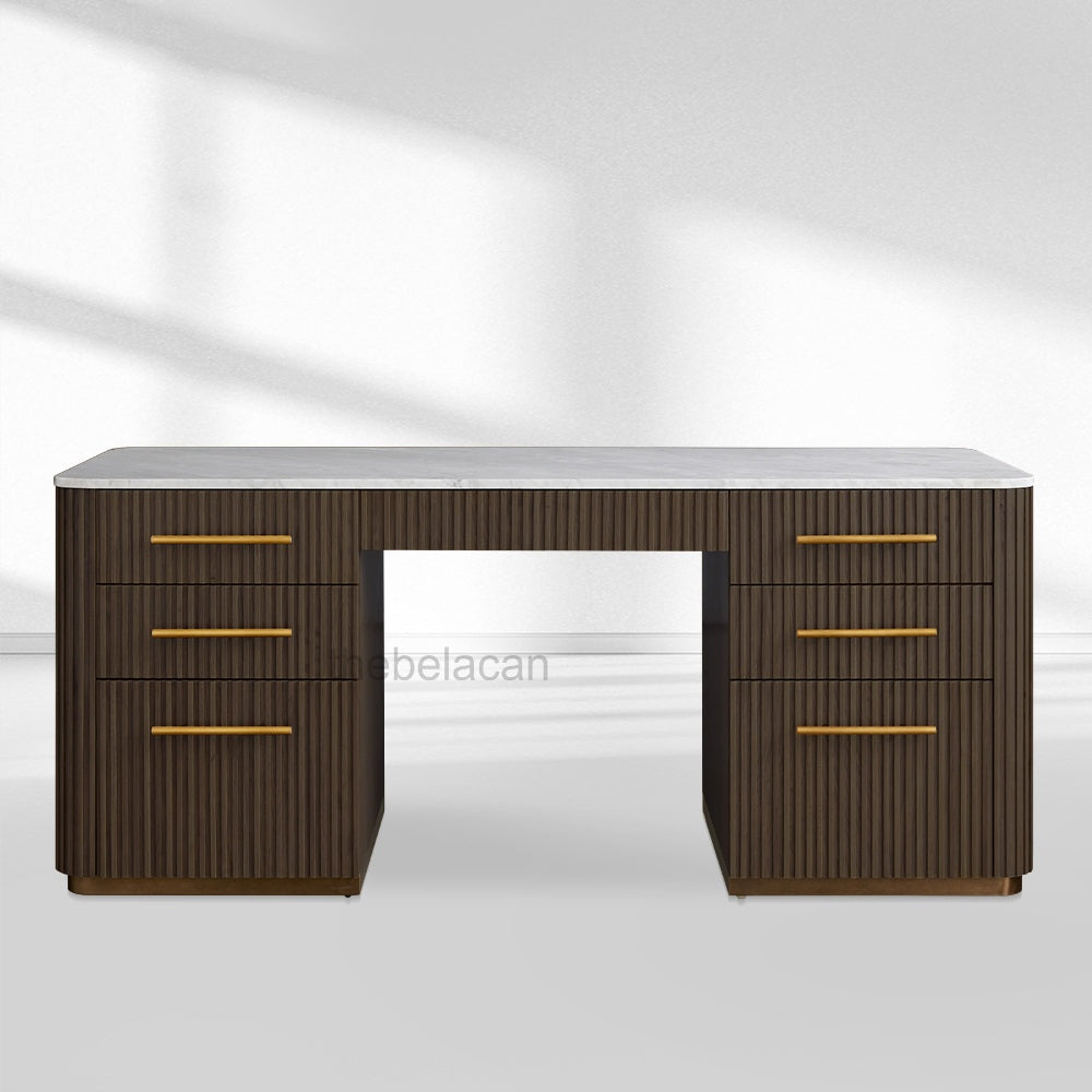 FinRegal Executive Desk - thebelacan