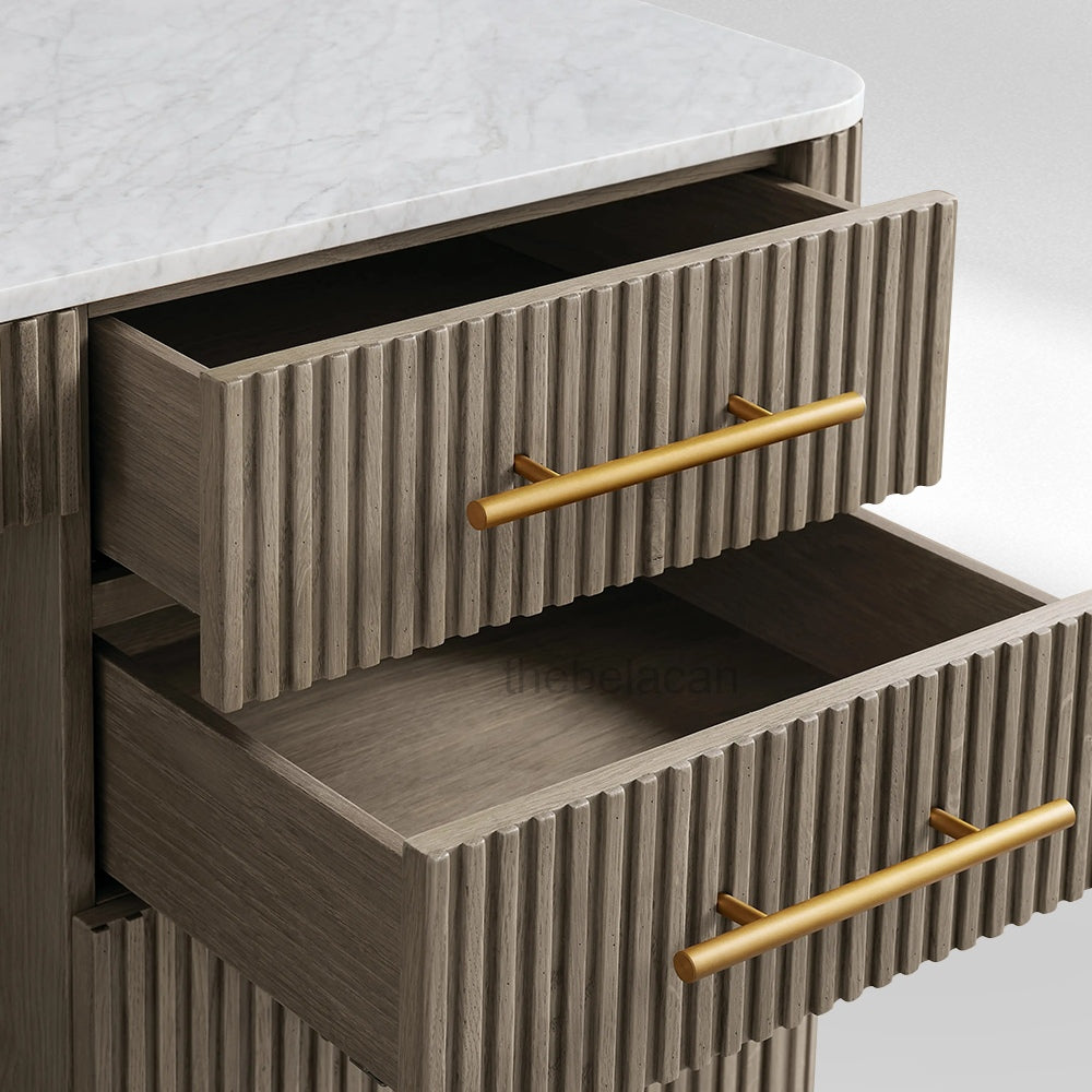 FinRegal Executive Desk